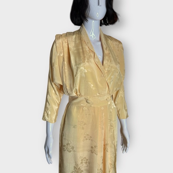 Vintage 1980s Sears Butter Yellow Double Button Flowy Midi Dress - Picture 3 of 6
